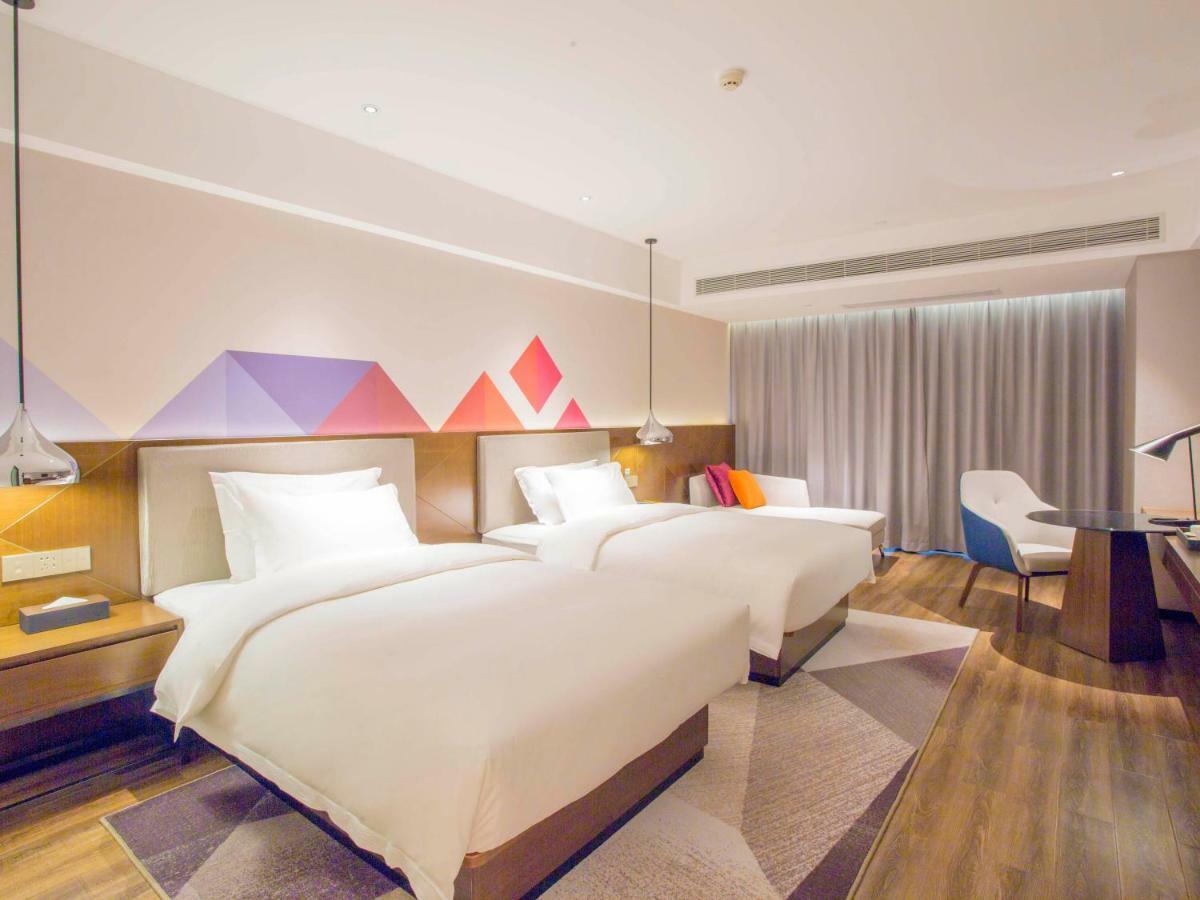 Borrman Hotel Nanning Railway Station Branch Bagian luar foto