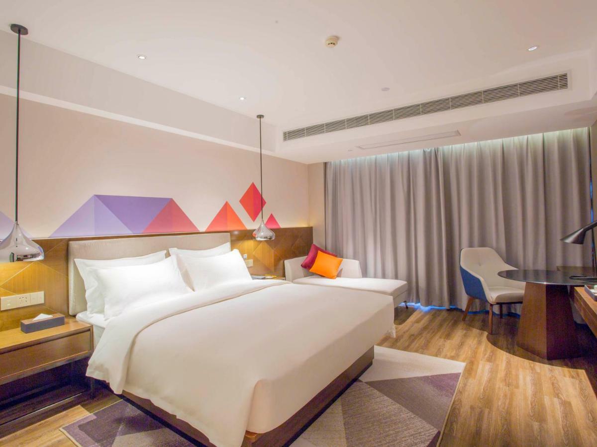 Borrman Hotel Nanning Railway Station Branch Bagian luar foto